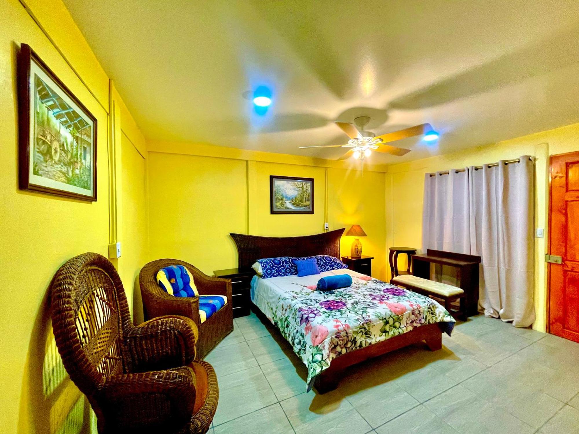 Hotel Tierra De Volcanes Ла Фортуна Экстерьер фото