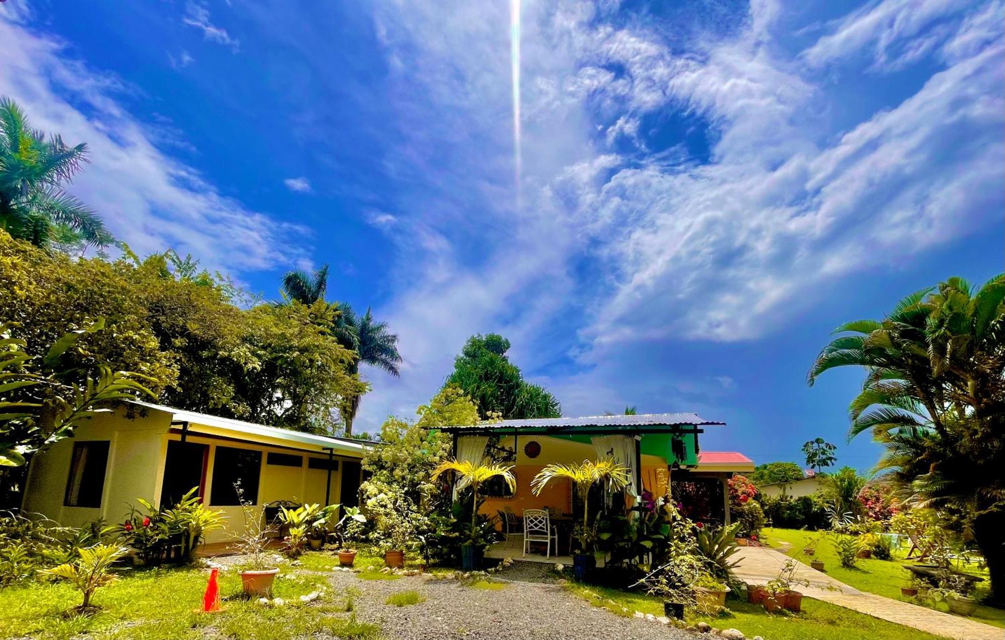 Hotel Tierra De Volcanes Ла Фортуна Экстерьер фото