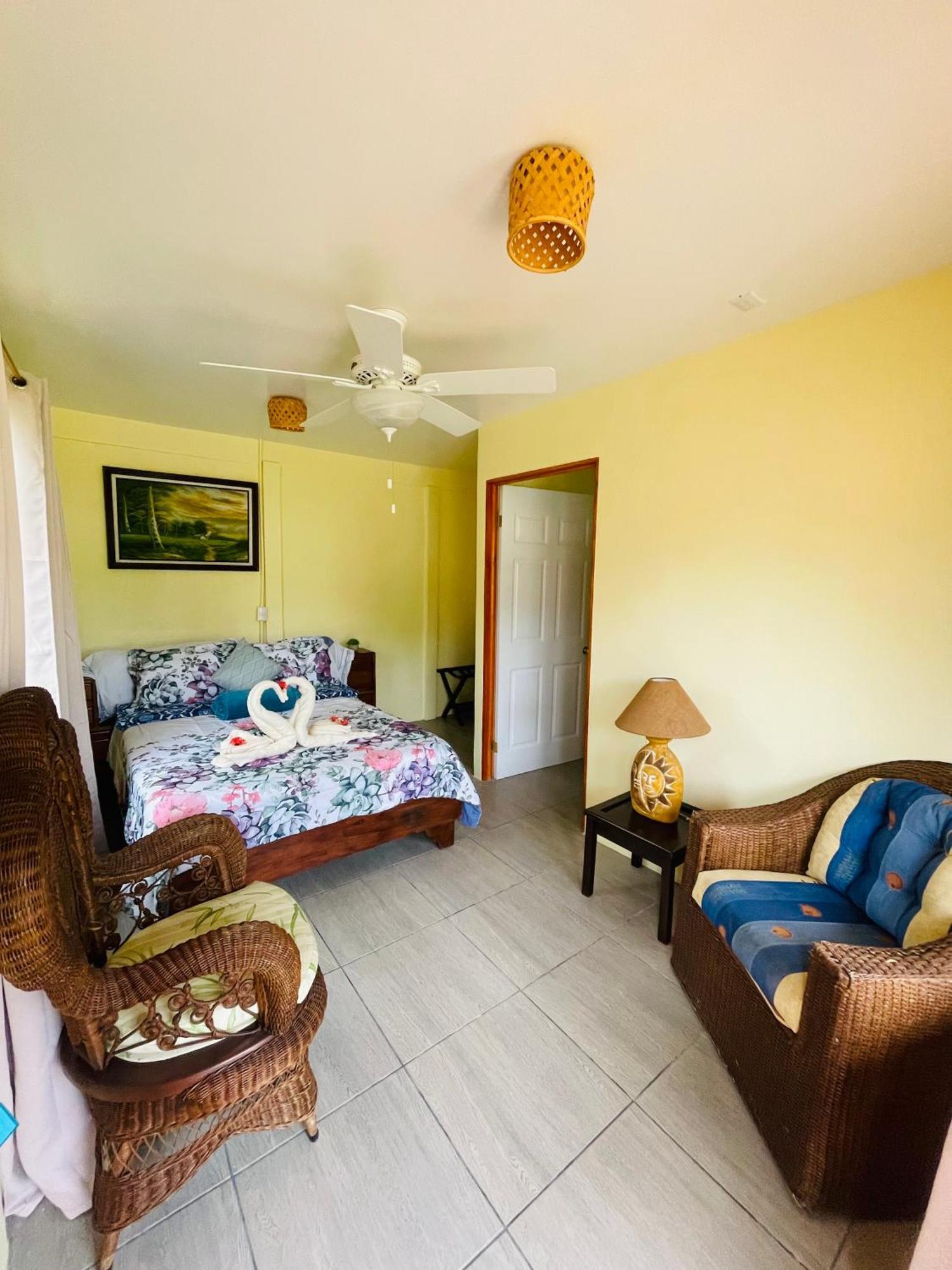 Hotel Tierra De Volcanes Ла Фортуна Экстерьер фото
